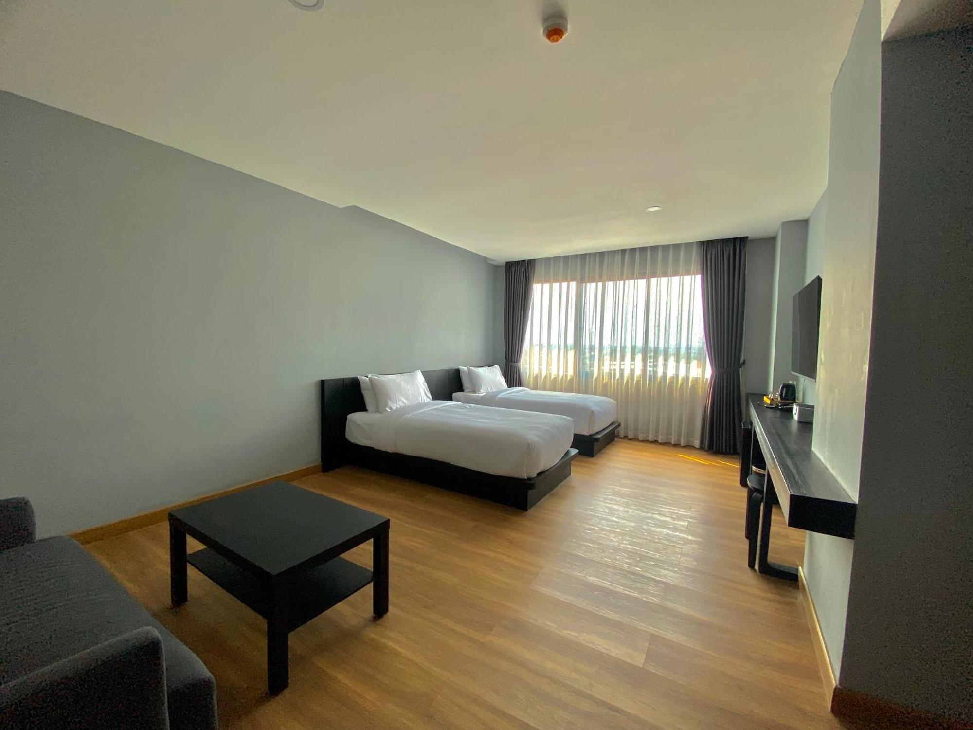 Bb Hotel Саваннакхет Экстерьер фото